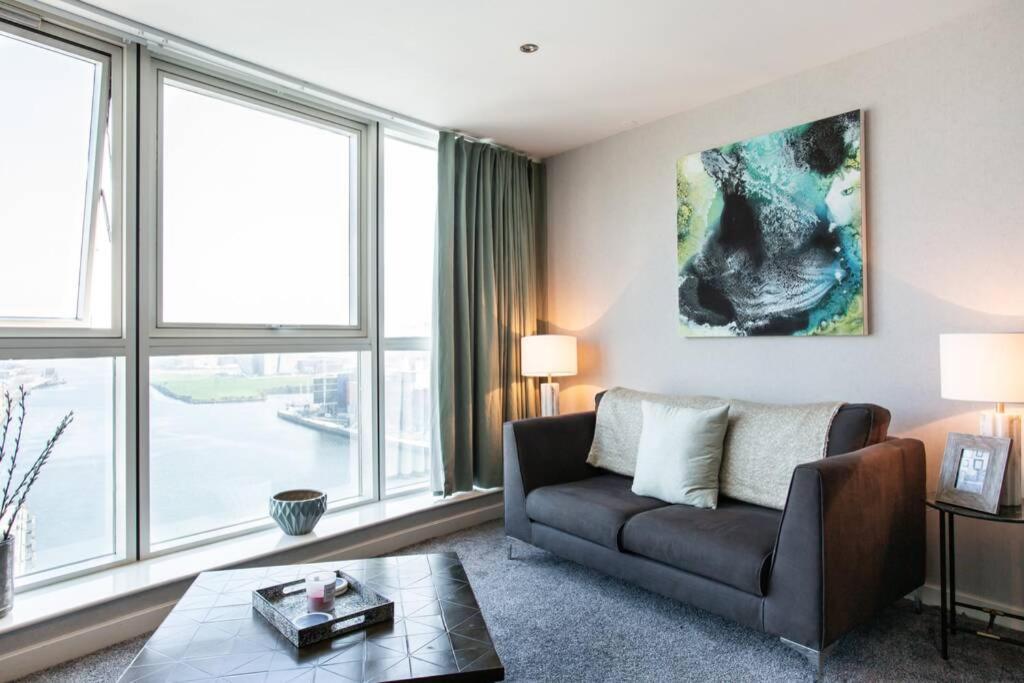 Titanic & City Views, Ultra Luxury City Parking Belfast Exterior foto